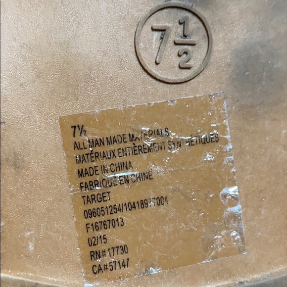 Mossimo Sandals - Picture 5 of 5